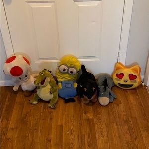 Stuffed animal set
